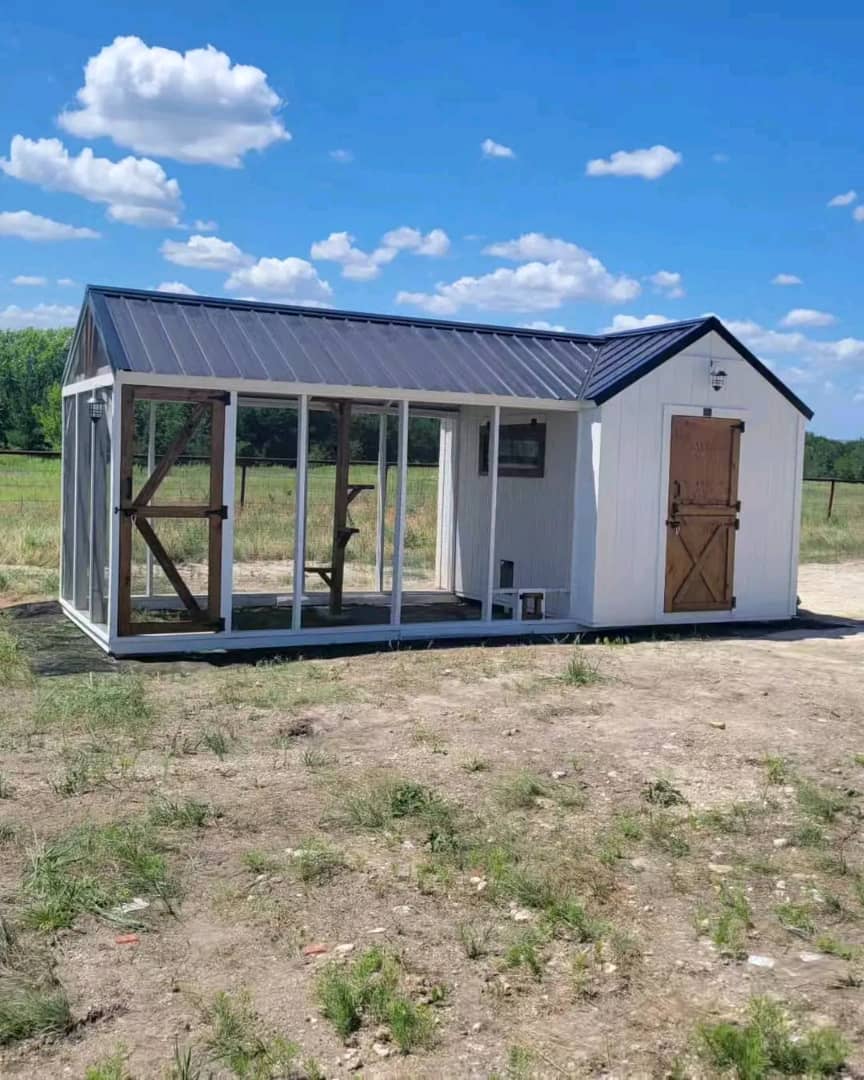  Dog Kennel