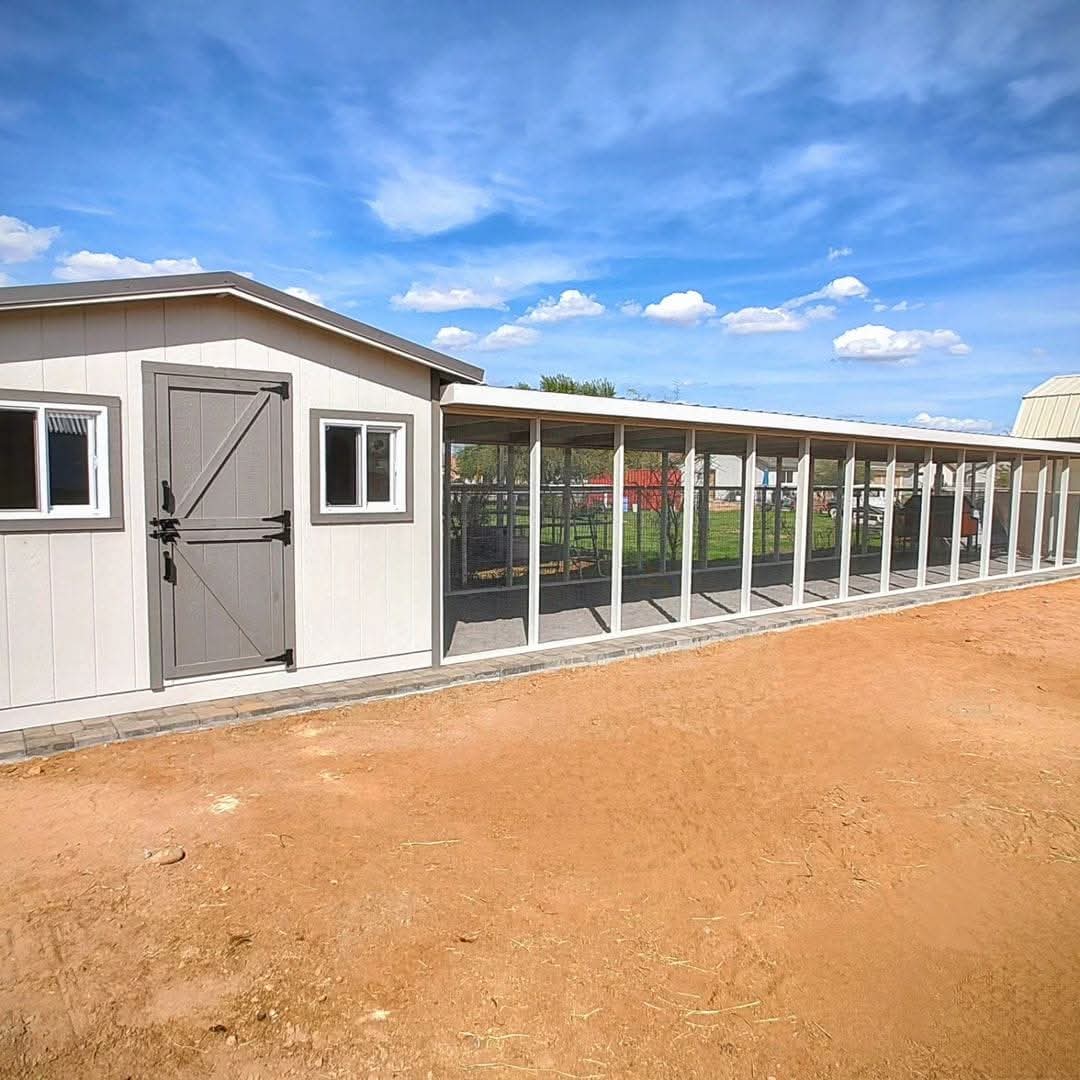  Dog Kennel