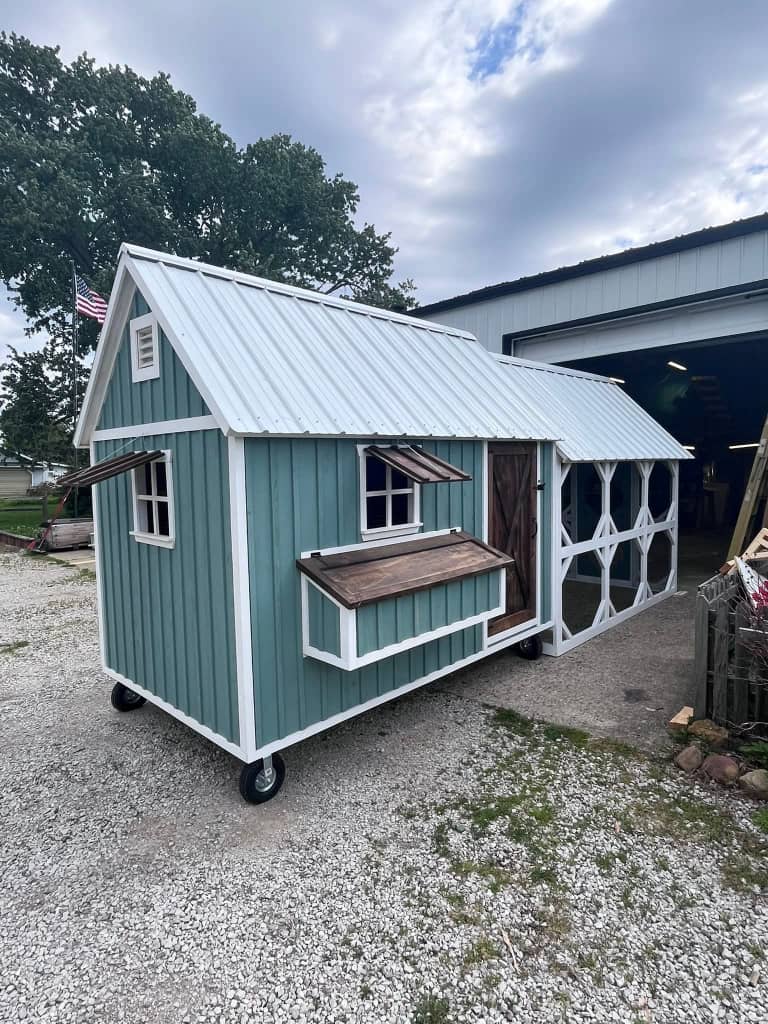  Dog Kennel