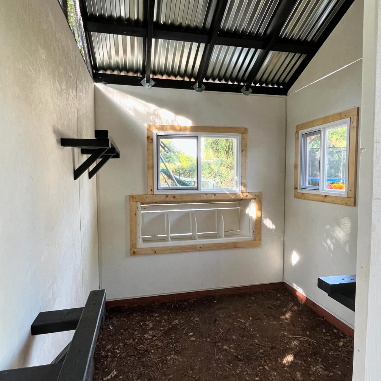  Dog Kennel