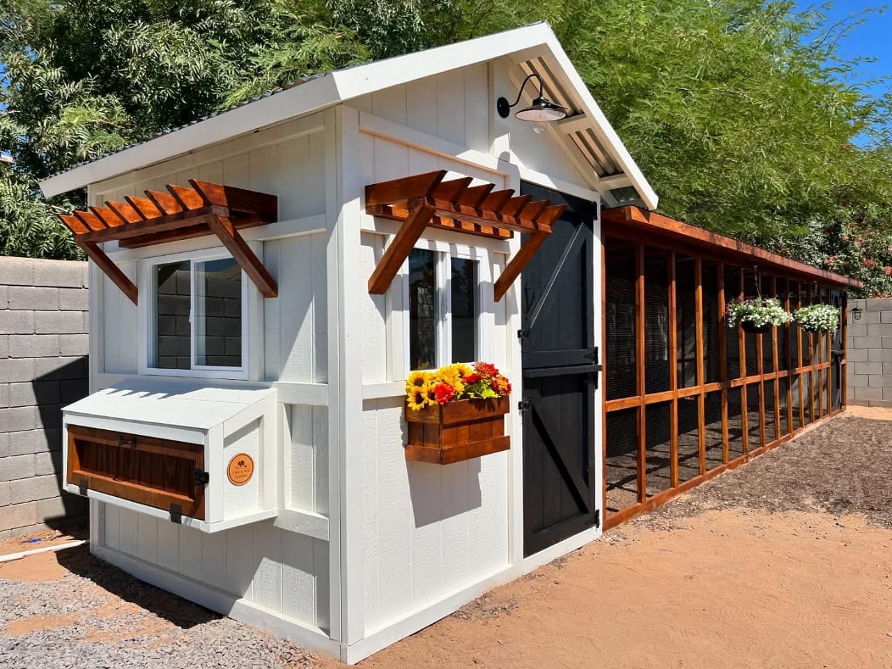  Dog Kennel