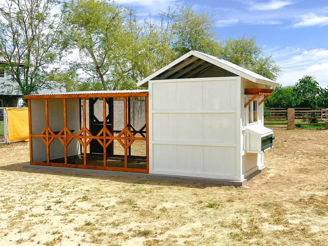  Dog Kennel