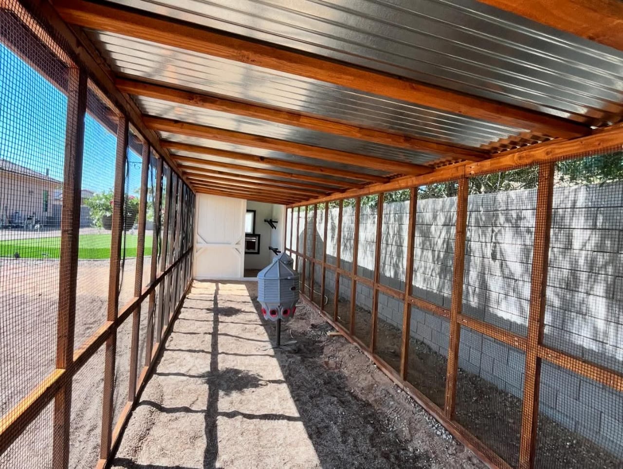  Dog Kennel