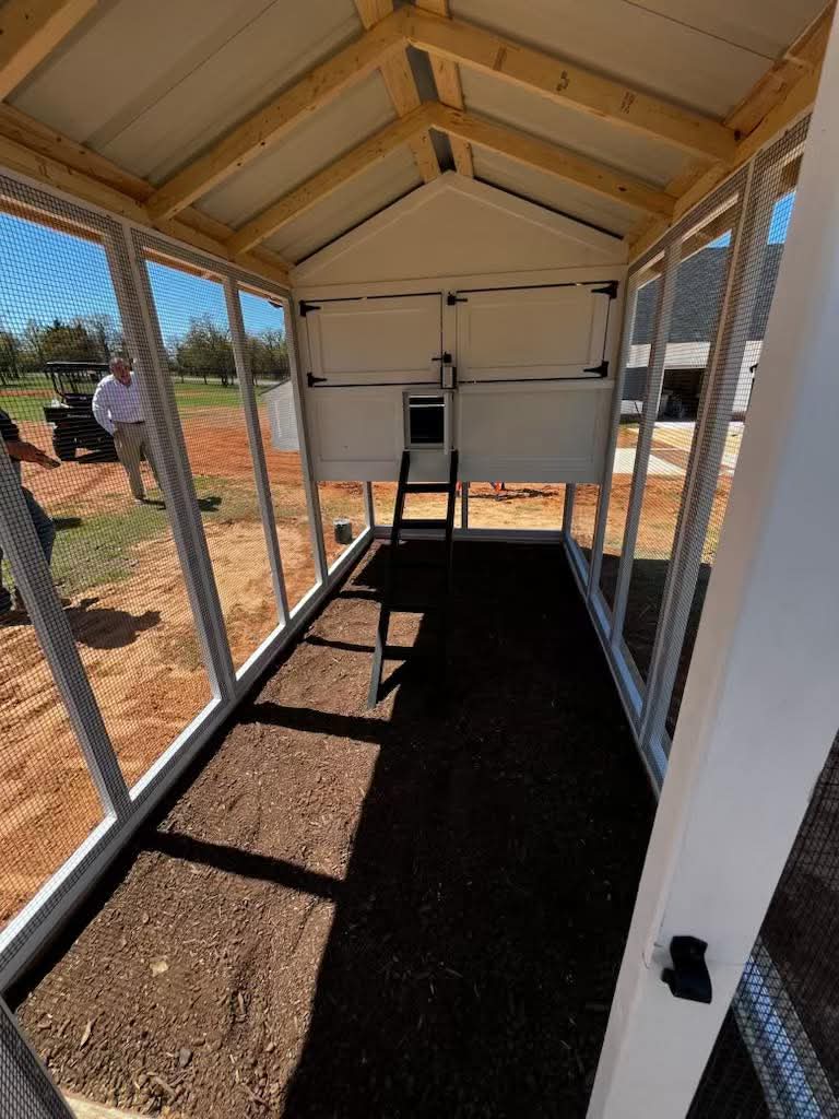  Dog Kennel