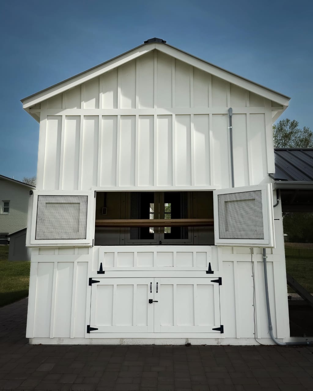  Dog Kennel