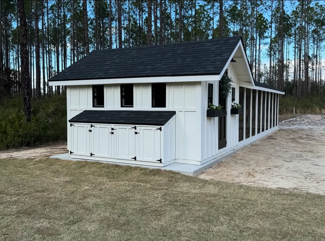  Dog Kennel