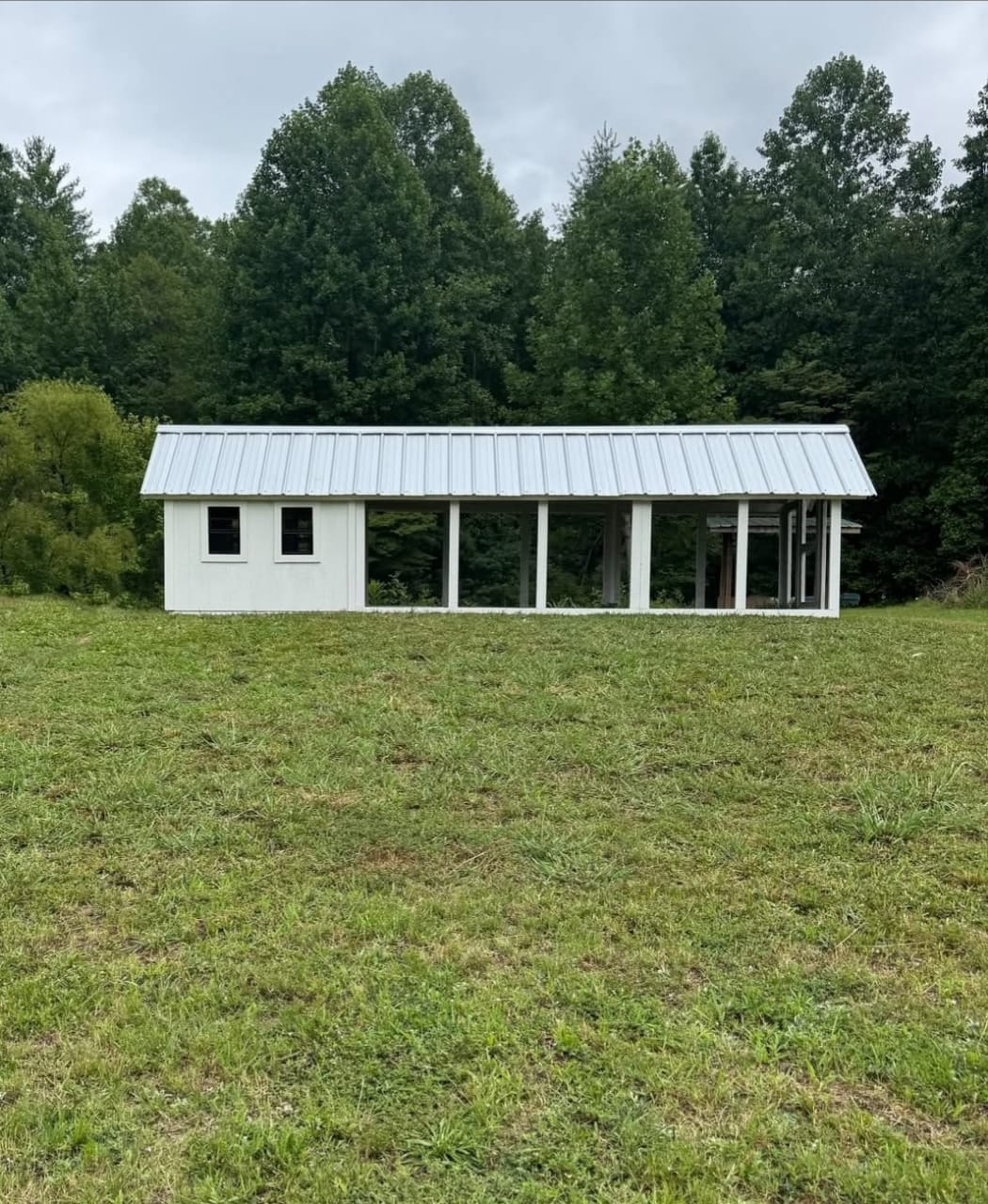  Dog Kennel