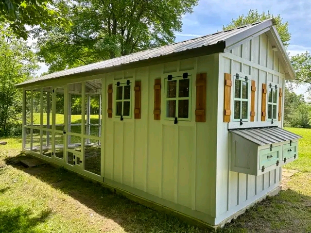  Dog Kennel